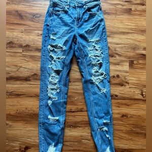 American Eagle Outfitters sz 2 long high waisted dark blue wash mom jeans